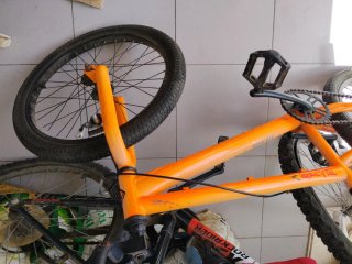 Bicicleta BMX Naranja