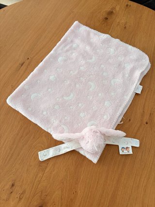 Mantas bebé rosa BENETTON y GAMBERRITOS