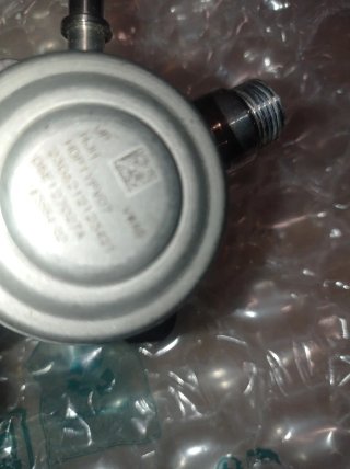 Bomba Combustible 05E 127 927 A