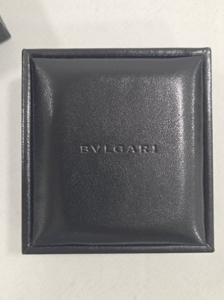 Elegante cofanetto per gioielli Bulgari Nero
