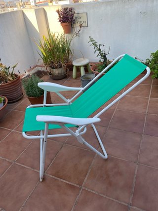 Poltrona pieghevole Ikea verde e bianco