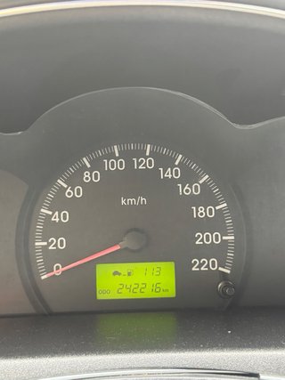 kia cerato 2004