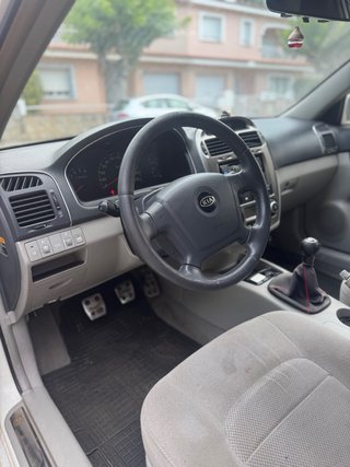 kia cerato 2004