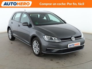 Volkswagen Golf 1.0 TSI Advance