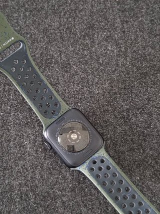 Apple Watch SE 3