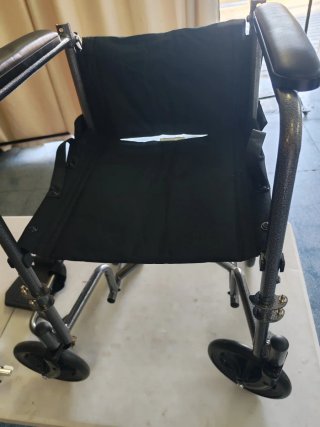 Silla de Ruedas Plegable Ligera