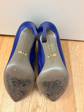 Tronchetti Gucci vernice blu elettrico tg 37