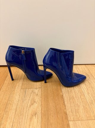 Tronchetti Gucci vernice blu elettrico tg 37
