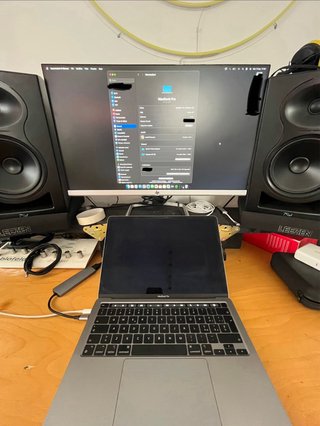 MacBook Pro M2 8GB 256GB SSD 2022