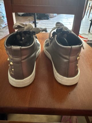 Stivaletti bimba lacci e zip n. 29