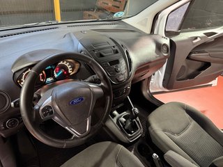 Ford Transit Courier 2022