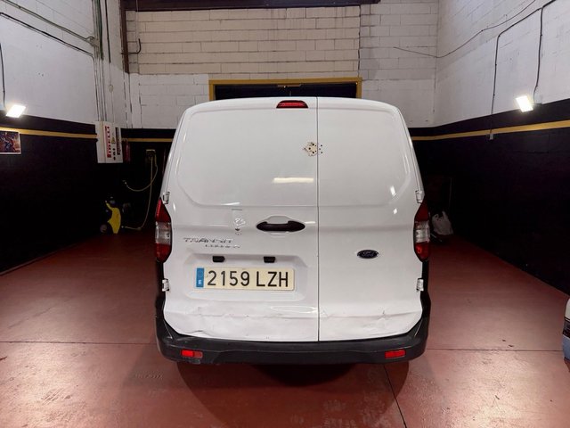 Ford Transit Courier 2022