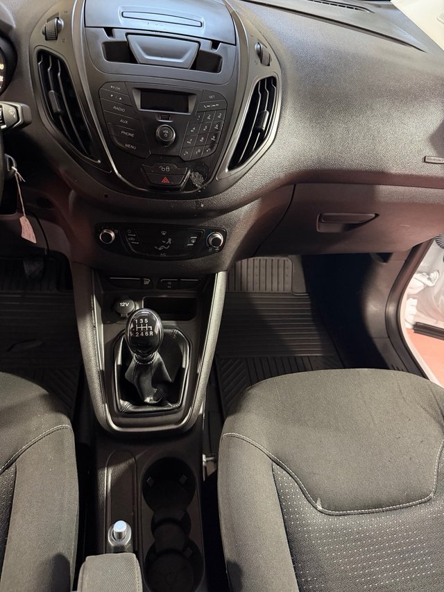 Ford Transit Courier 2022
