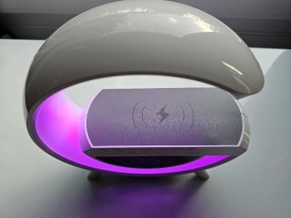 Lámpara RGB, altavoz Bluetooth, cargador inalámbri