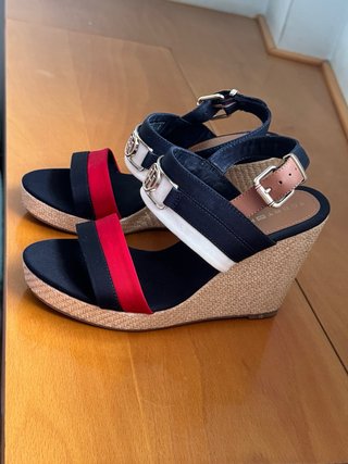 Sandalias cuña Tommy Hilfiger Talla 39