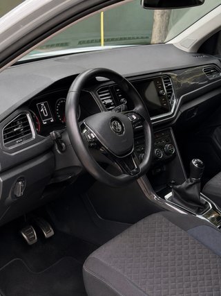 Volkswagen T-Roc 2019
