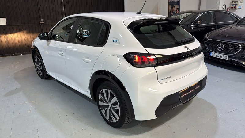 Peugeot e-208 2023, foto 5