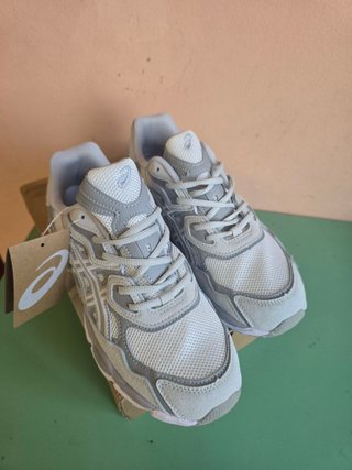 Scarpe Asics GEL-NYC Grigio/Bianco Tg 45 Nuove