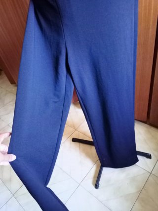Mono negro talla L con detalles