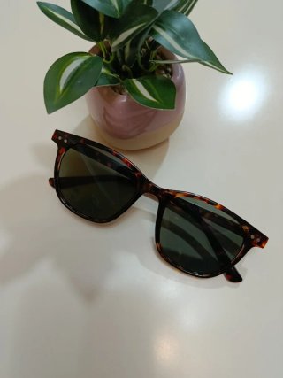 Occhiali da sole donna tartaruga e verde
