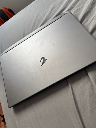 Aorus 15G RTX 2070 240Hz Teclado Mecánico