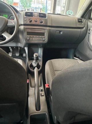 Skoda Fabia 1.2 gasolina etiqueta C 2013