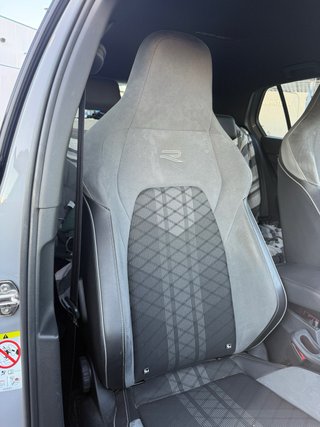 Volkswagen Golf 8 Rline 150CV 2021