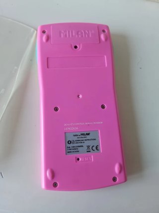 Calculadora Científica MILAN Rosa M 240