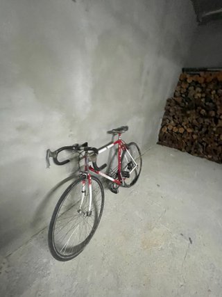 Bicicleta de carretera antigua