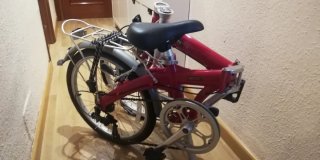 Bicicletas plegables Dahon Eco C6 y C7 y cascos