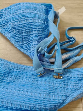 Bikini azul texturizado