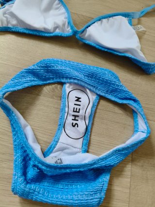 Bikini azul texturizado