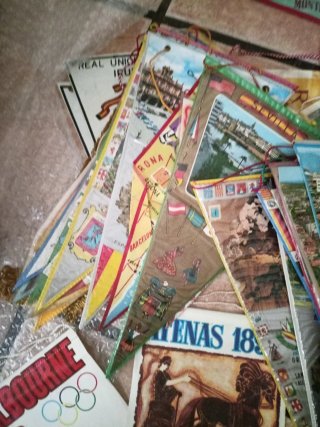129 Banderines Antiguos del Mundo