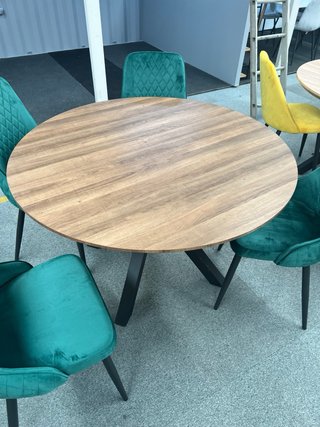 Mesa redonda madera sintética