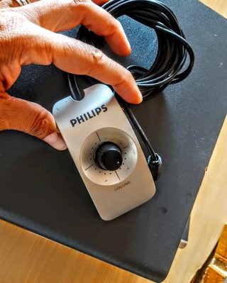 Sistema de Sonido Philips 2.1 Subwoofer + 2 Parlan