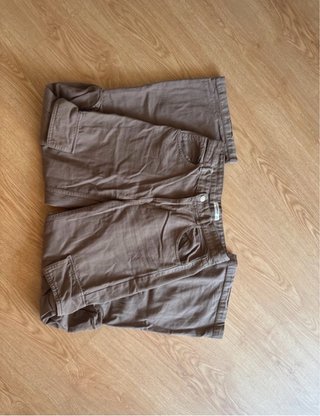 Pantalones cargo marrones