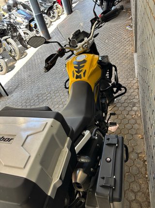 Macbor XR1 Adventure Moto Negra y Amarilla