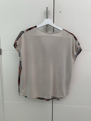 Blusa manga corta estampada geométrica