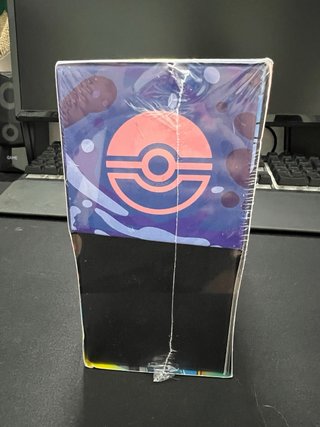 Caja Entrenador Élite Pokémon Caos Creciente