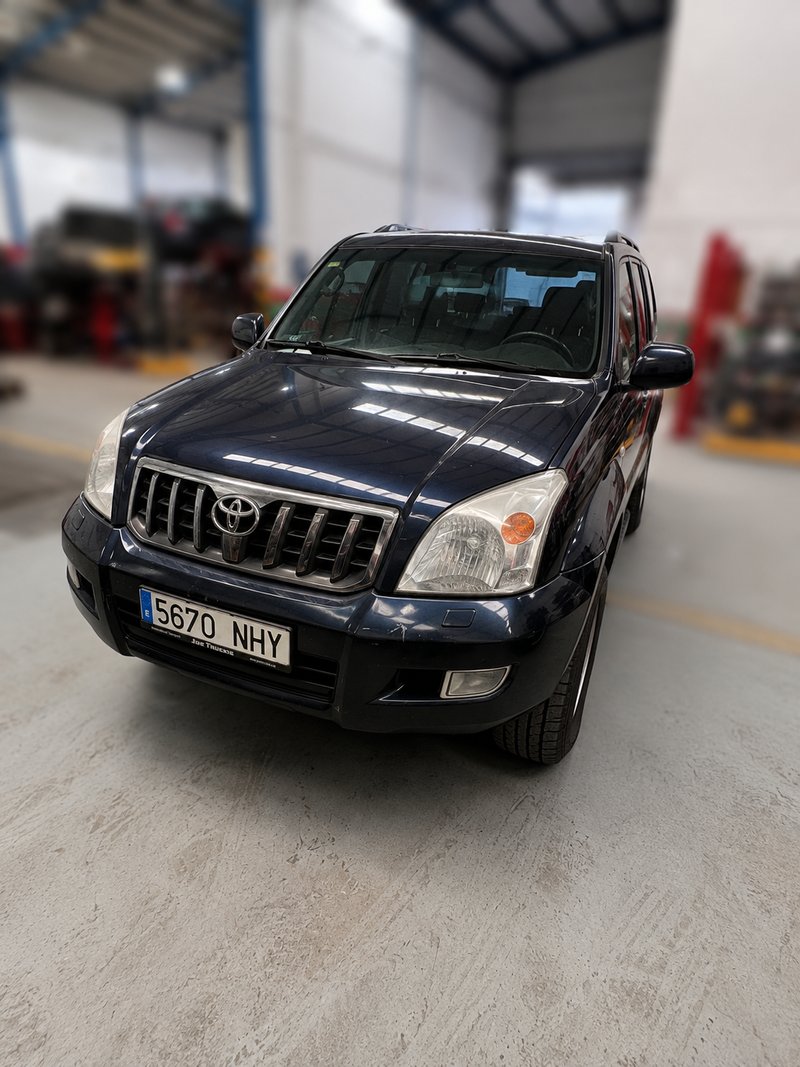 Toyota Land Cruiser 90 2003 - foto 1