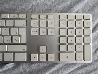 Teclado Apple A1243 USB - Para Piezas