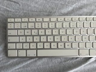 Teclado Apple A1243 USB - Para Piezas