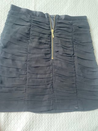 Minifalda H&M negra fruncida
