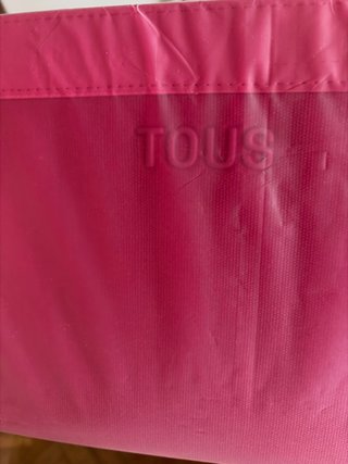 Perfume Tous Love Me, Neceser y Llavero
