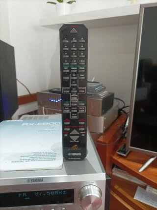 Amplificador Yamaha RX-E600 Plata