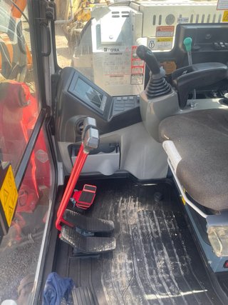 Excavadora Takeuchi TB 2150