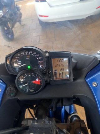 BMW F800ST Azul