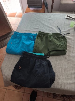 3 Bañadores XL (10€)