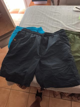 3 Bañadores XL (10€)