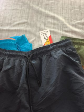 3 Bañadores XL (10€)